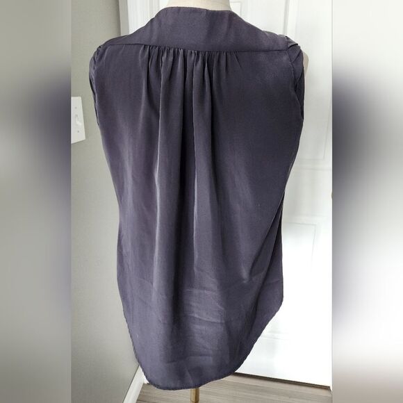 NWOT Mandee Grey Sleeveless top with Rhinestone Detail - Size Small - Picture 10 of 10